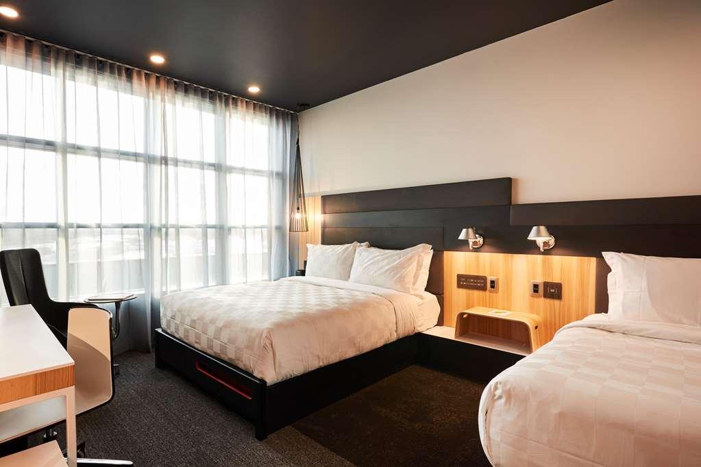 Alt East Village 3*