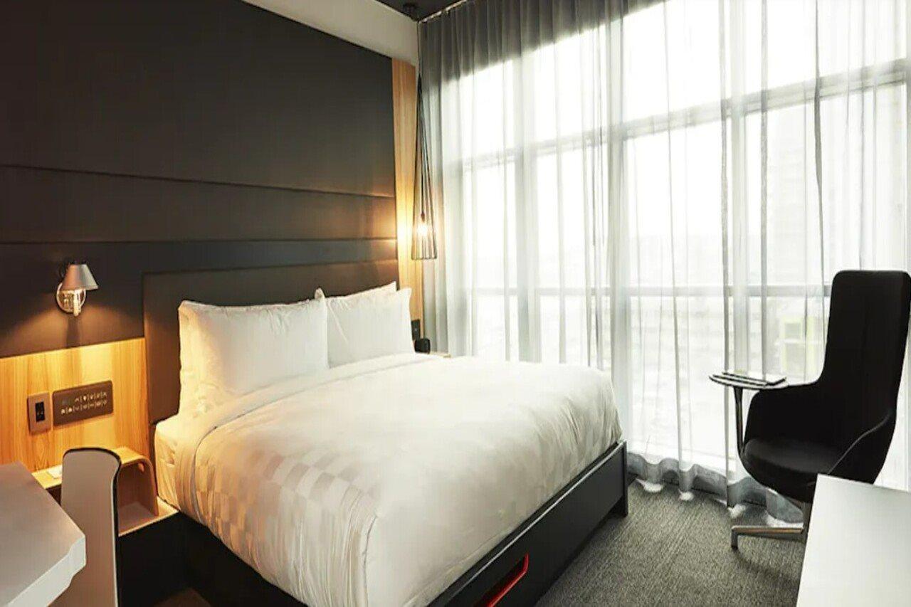 Alt East Village 3*